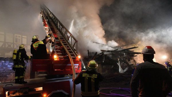 Almaniyada yaşayış binasında yanğın baş verib, ölənlər var