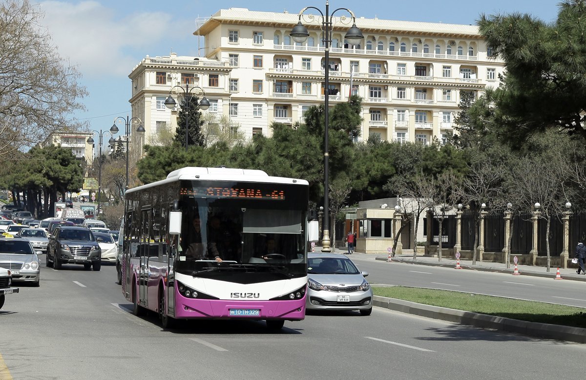 Bakının mərkəzində marşrut avtobusunda faciə: sərnişin öldü