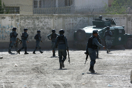 “Taliban”ın hücumu nəticəsində 15 əfqan polis ölüb