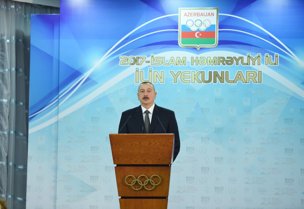 Prezident ilin idman yekunlarına həsr olunan mərasimdə – FOTO