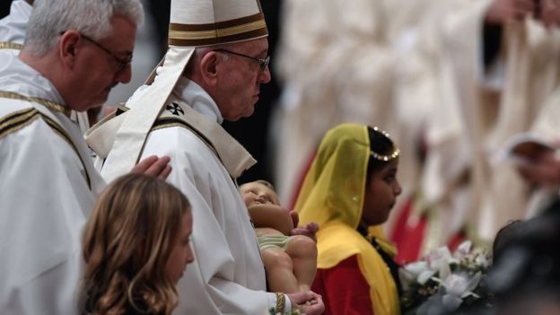 Papa Francis “mühacirləri qovmamağa çağırıb”