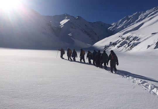 Qar alpinistlərin axtarışını çətinləşdirir – VİDEO