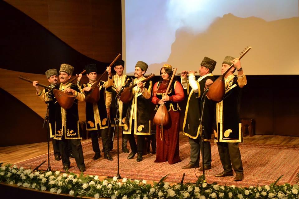 Muğam Mərkəzi yeni möhtəşəm  “Aşıq musiqisi axşamları” adlı layihə təqdim edildi