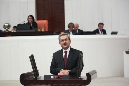Türkiyəli deputat parlamentdə 20 Yanvar faciəsi ilə bağlı çıxış edəcək