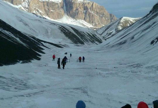 Alpinistlərin axtarışları Mahmuddərədə davam etdirilir