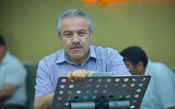 Qalmaqallı teatrın baş rejissoru xəstəxanaya yerləşdirildi