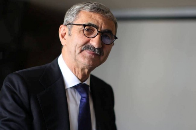 Aslan İsmayılovun məhkəməsi başladı
