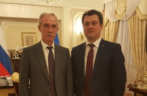 Ulyanovskidə Azərbaycan diasporunun lideri 9 yaşlı xəstə qıza yardım etdi