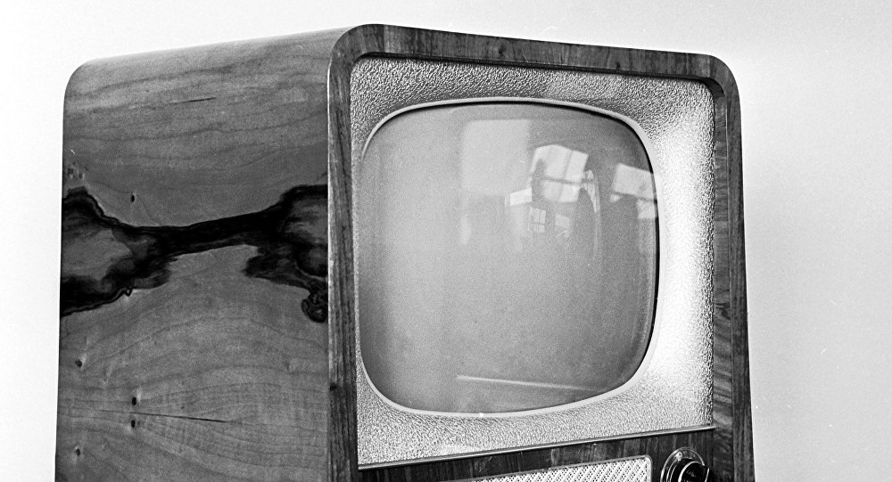 “Sevgililər günü”ndə yaranan Milli Televiziyamız