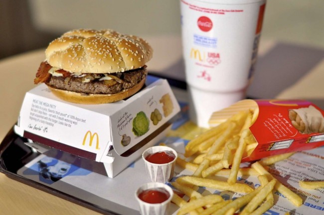 “McDonalds-dakı qidaların heç biri müsbət rəy ala bilməyib” – Həkim faktlar açıqladı