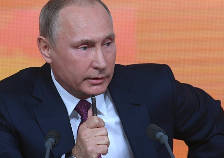 Vladimir Putin ekstremist cinayətlərin sayından danışdı