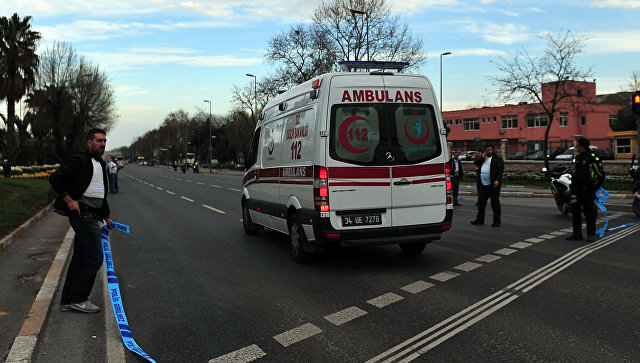 Antalyada hərbçiləri daşıyan avtobus aşdı: 23 yaralı
