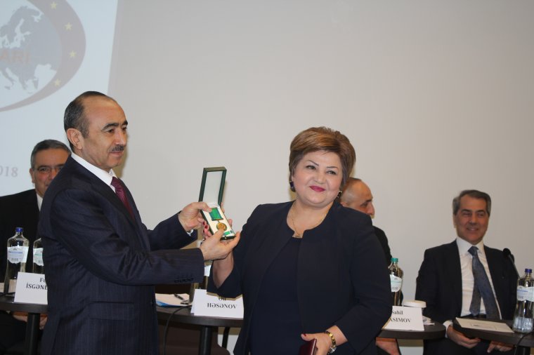 Diasporun inkişafında xidmətləri olanlara Tərəqqi medalları təqdim olundu – FOTOLAR