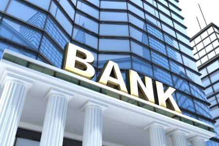 “Banklar vəsaitlərinin böyük bir hissəsini normal biznes layihələrə yatırmalıdır” – Fikrət Yusifov