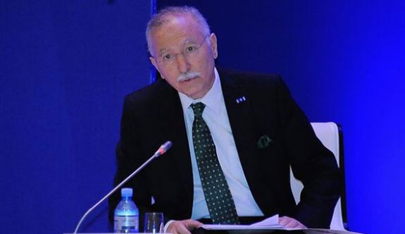Türkiyəli deputatın infarkt keçirdiyi an – VİDEO
