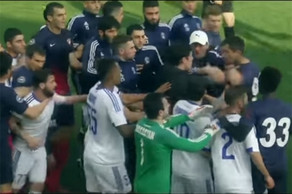 Azərbaycan çempionatında futbolçular arasında dava düşüb