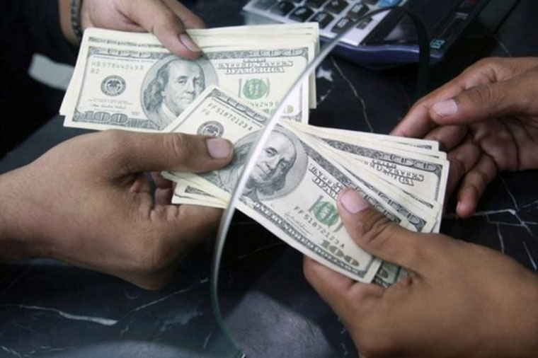 Əhalinin artan narahatlığı – Dollar yenidən bahalaşacaq?