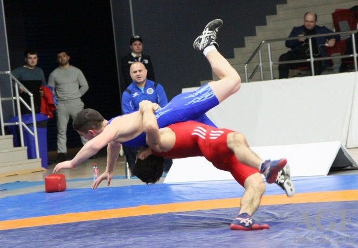 Azərbaycanın 2 güləşçisi U-23 Avropa çempionatında medal qazanıb