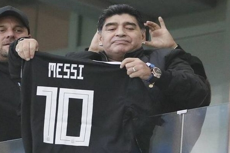 Maradona Messini Argentina yığmasının lideri hesab etmir