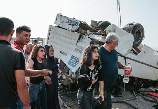 Kürdəmirdə ağır yol qəzası baş verib, ölən və yaralananlar var