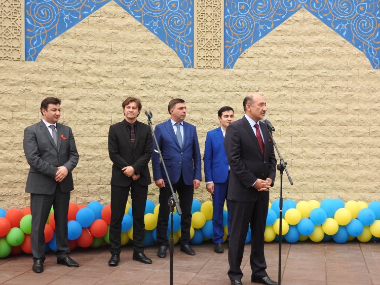 Kiyevdə Müslüm Maqomayev adına parkın açılışı olub