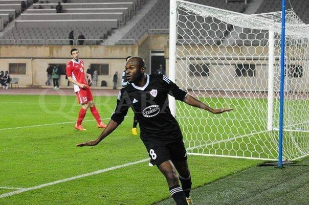 “Qarabağ” isveçli futbolçunu heyətinə qatıb