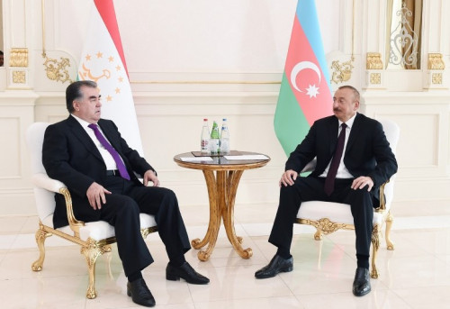 Azərbaycan və Tacikistan prezidentlərinin təkbətək görüşü oldu