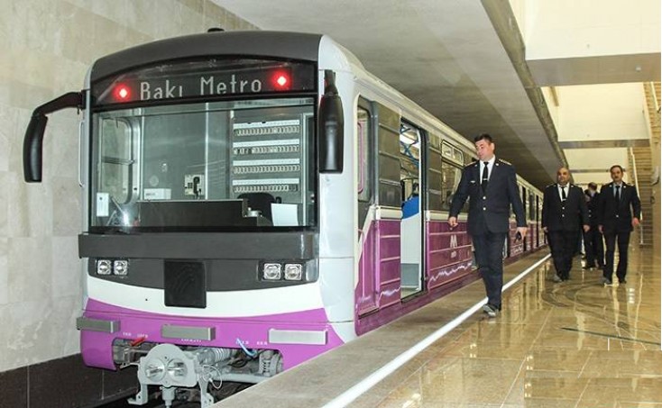 Bakıda metro stansıyası bağlandı