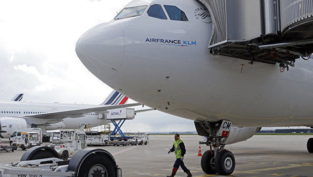 “Air France” Tehrana uçuşları dayandırır