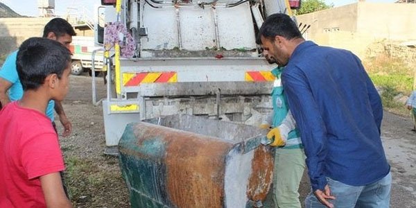 Bakıda zibillikdə tatulu insan qolu tapıldı – VİDEO