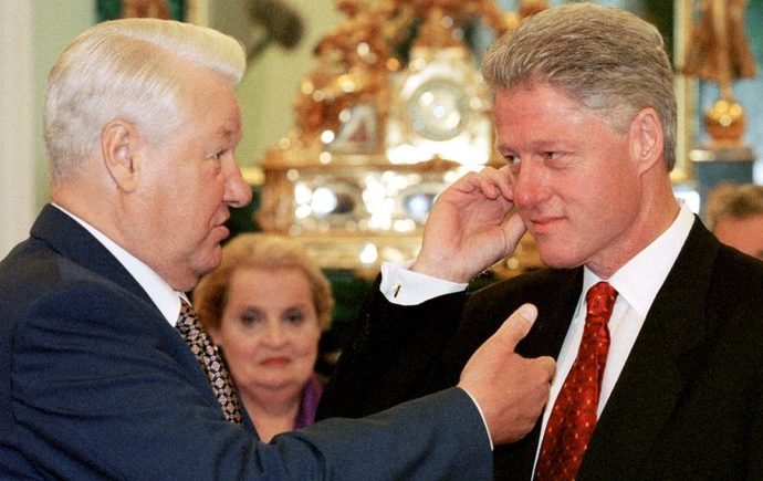 Klintonla Yeltsinin məxfi danışıqları açıqlandı: Putin necə Rusiya prezidentinin varisi oldu? – Gizli sənəd