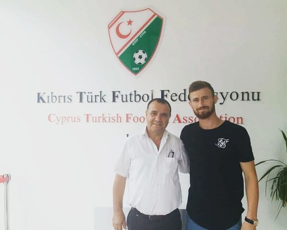 Azərbaycanlı futbolçu Şimali Kiprdə oynayacaq – FOTO