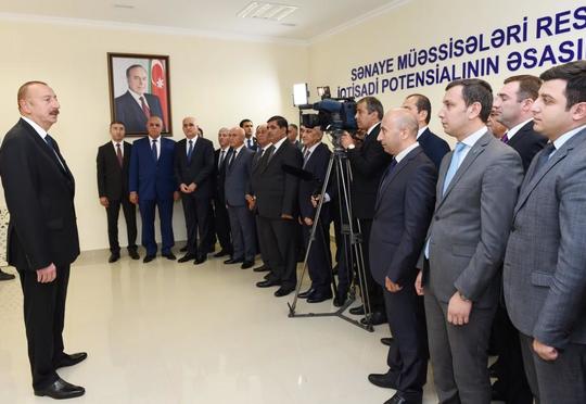 “Azərbaycan sənaye inkişafı istiqamətində çox düzgün yoldadır” – Prezident