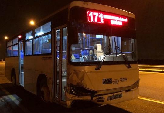 Bakıda daha bir avtobus qəzası