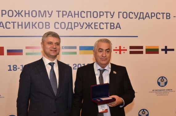 Cavid Qurbanov medalla təltif edildi – Moskvada