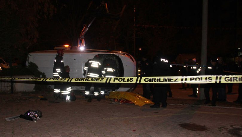 Türkiyədə avtomobil polis maşını ilə toqquşub: bir polis ölüb, 4 nəfər yaralanıb