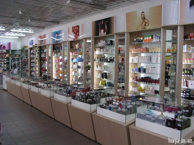 Bakıda mağazadan 8000 manatlıq parfümeriya məhsulları oğurlanıb