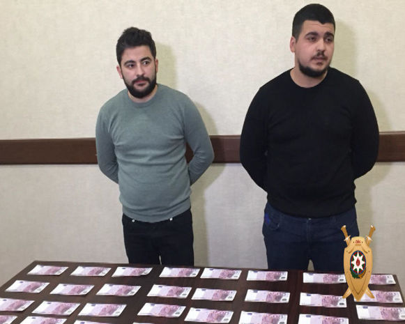 Bakıya 42 min saxta avro gətirən şəxslər saxlanılıb – FOTO