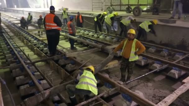 Metropolitendə “təmizlik” davam edir: Sıra tunel işçilərinə çatdı