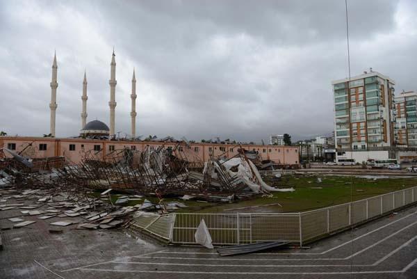 Türkiyədə qasırğanın vurduğu ziyanın həcmi ŞOKA saldı