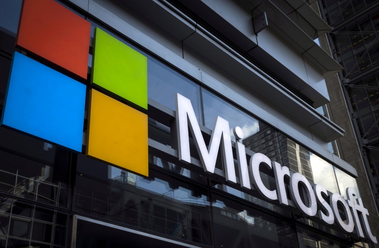 “Microsoft” qısa müddət kapitallaşma üzrə liderliyini itirib