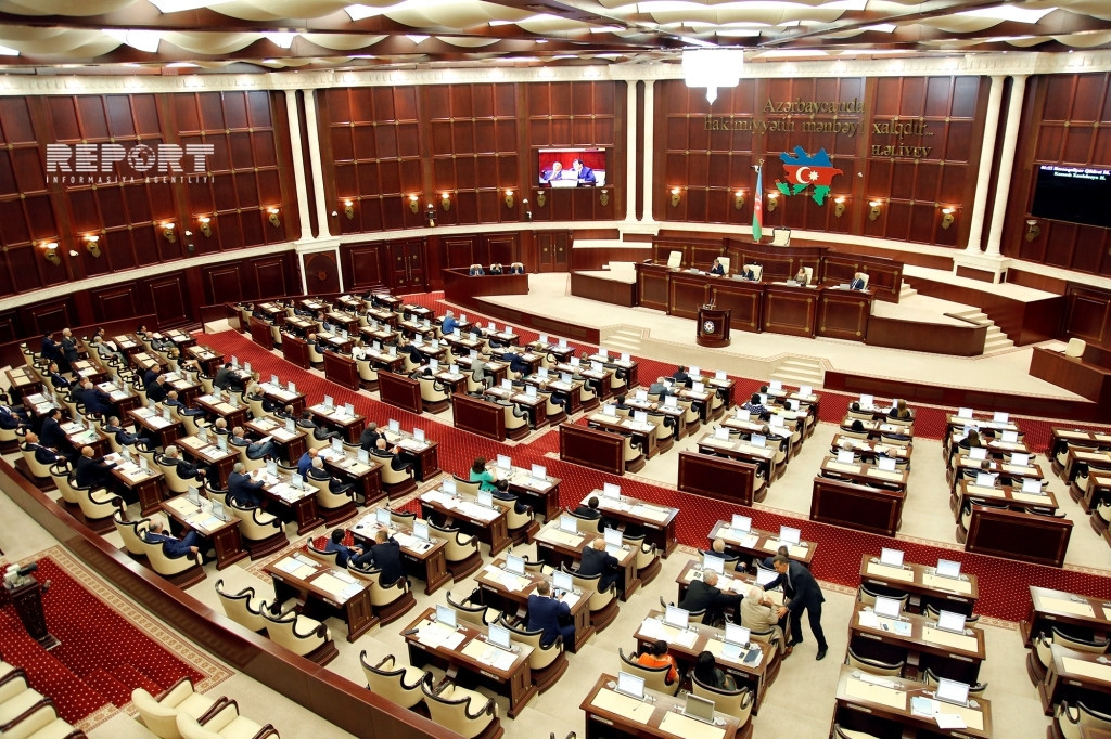 Parlamentin iki komitəsində “Könüllülər Parlamenti Azərbaycan-2019” layihəsinin iştirakçıları ilə görüş keçirilib