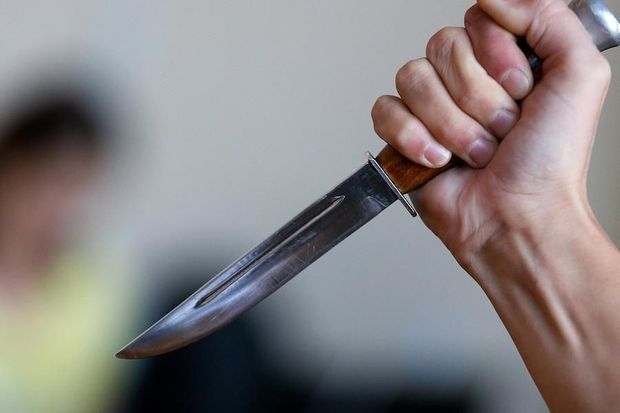Bakıda iki nəfər özünü bıçaqladı – VİDEO