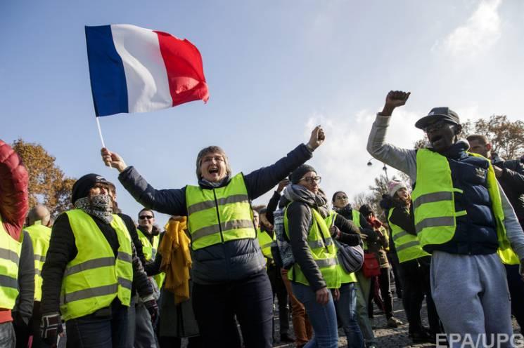 Parisdə sarı jiletlərin aksiyasında 15 nəfər saxlanılıb