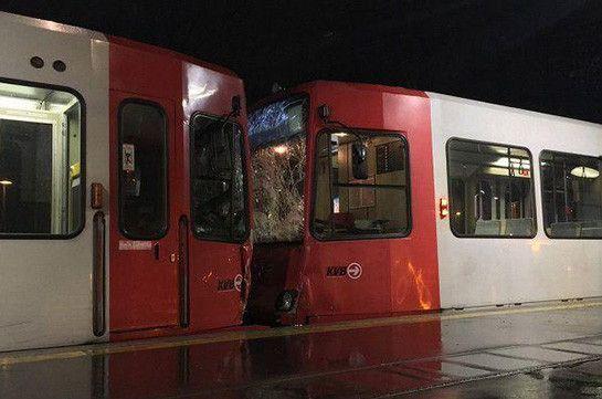 Honkonq metrosunda qatarlar toqquşub: maşinistlər xəsarət alıb