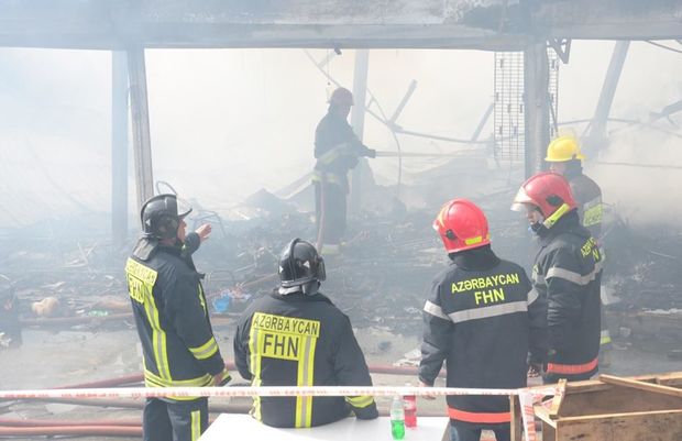 FHN rəsmisi: İlkin məlumata görə, yanğın gül dükanından başlayıb