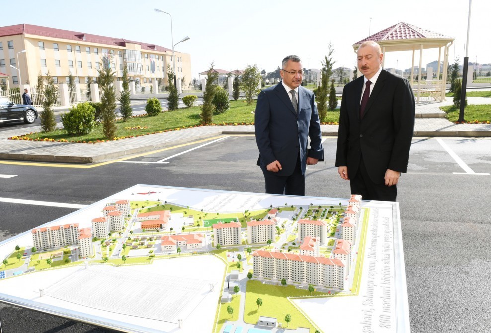 Prezident Kürdəxanıda məcburi köçkün ailələri üçün yeni yaşayış kompleksinin açılışında iştirak edib – FOTO – YENİLƏNİB-2