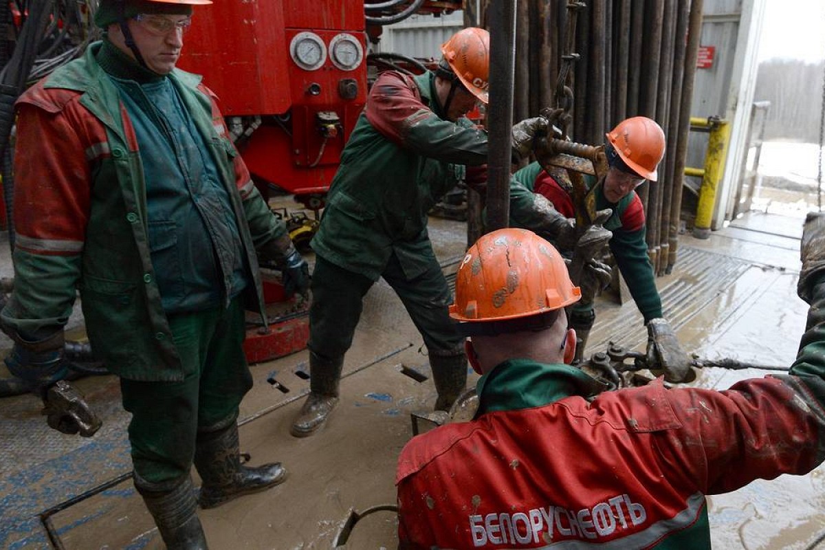 Belarus yüngül neft məhsullarının ixracını dayandırıb