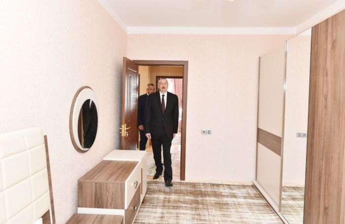 Prezident Kürdəxanıda məcburi köçkün ailələri üçün yeni yaşayış kompleksinin açılışında iştirak edib - FOTO - YENİLƏNİB-2