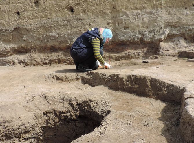 Şabranda e.ə. IV minilliyin sonuna aid tikili qalıqları və manqal aşkarlanıb